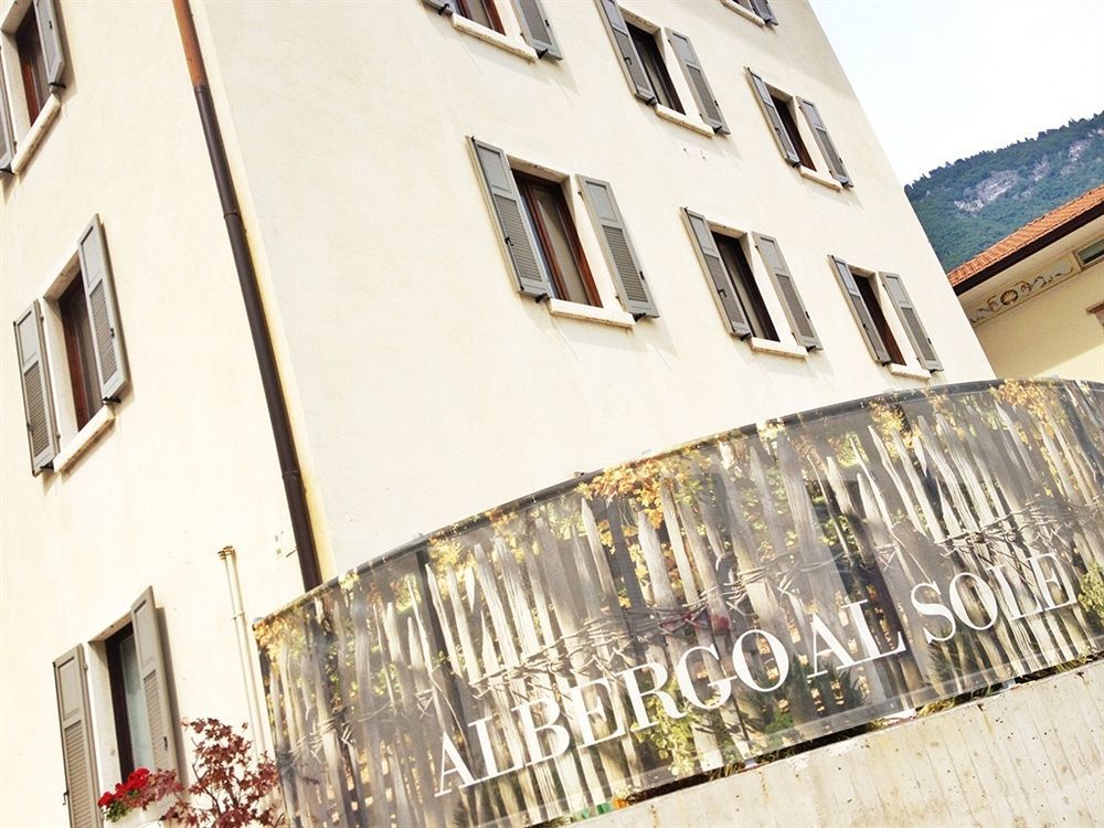 Albergo Al Sole Mezzolombardo Exterior photo