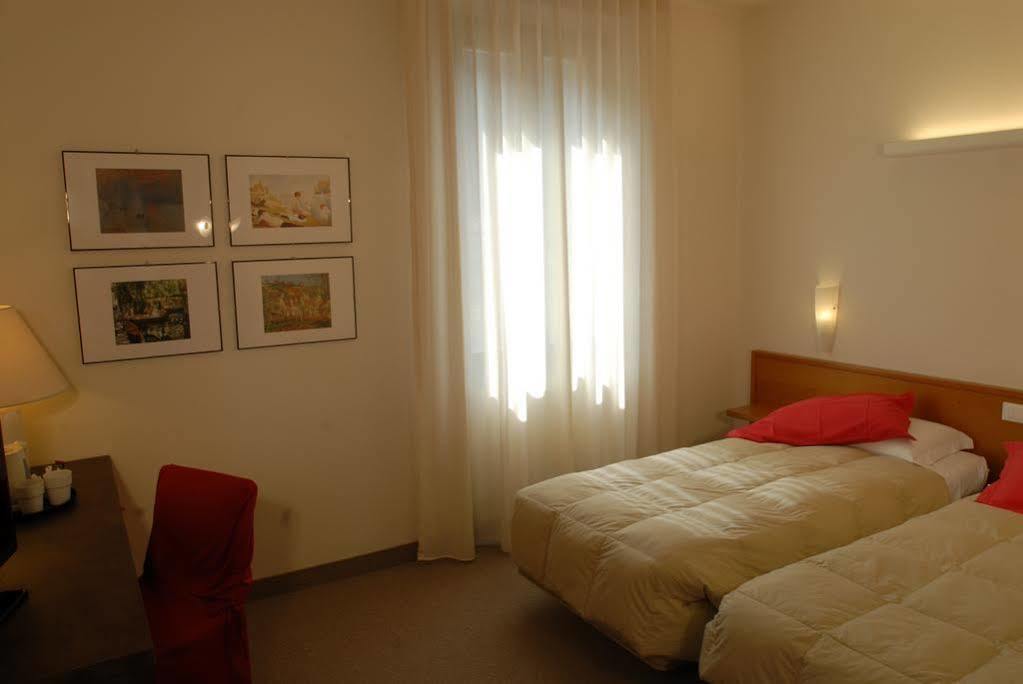 Albergo Al Sole Mezzolombardo Exterior photo